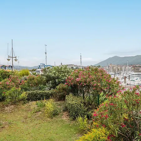 Avec Vue Sur Le Port, Parking, Proche Apartment Hendaye